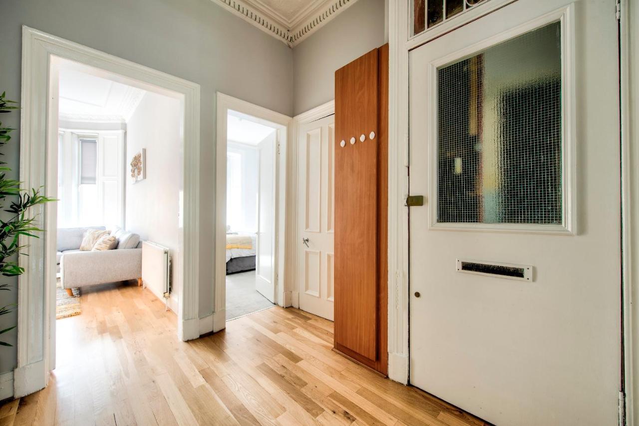 グラスゴーPass The Keys Stylish 2 Bed In Heart Of West Endアパートメント エクステリア 写真